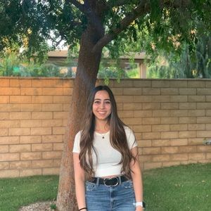 Meet your Posher, Amanda